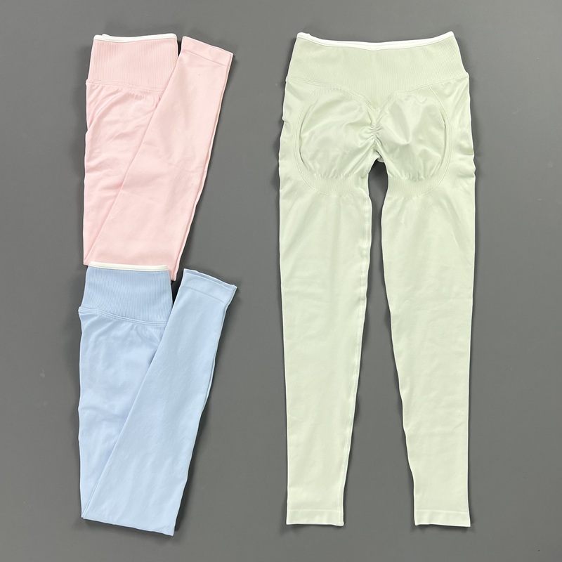 Ignite Yoga Fitness - HISTELLO Ignite Sculpt Scrunch Legginsy Bezszwowe